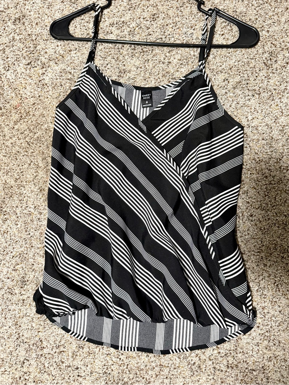 Emery Rose Black & White Striped Top Size Medium